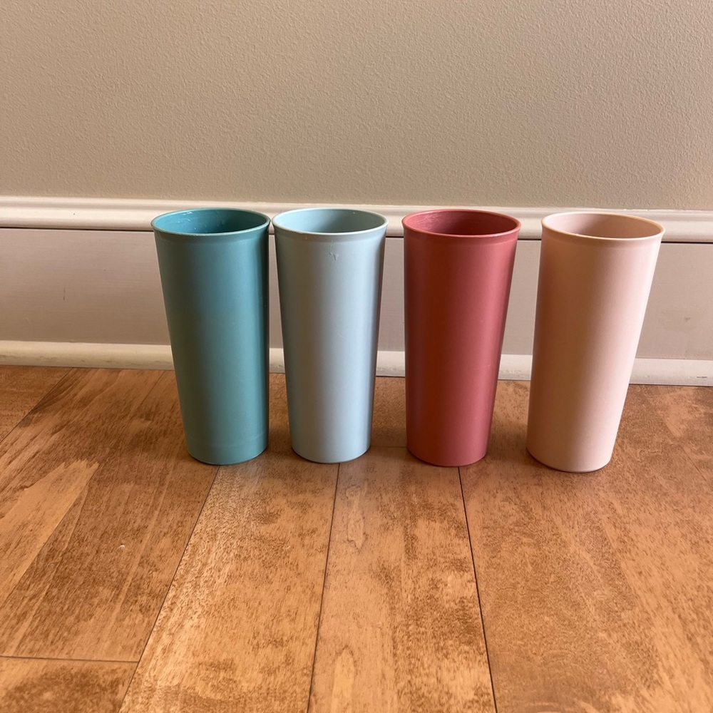 Set of 4 Tupperware Glasses-1992.